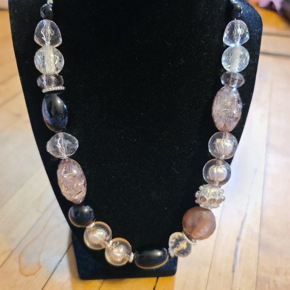 Unique Vintage Jewelry - Glass Beads Necklace